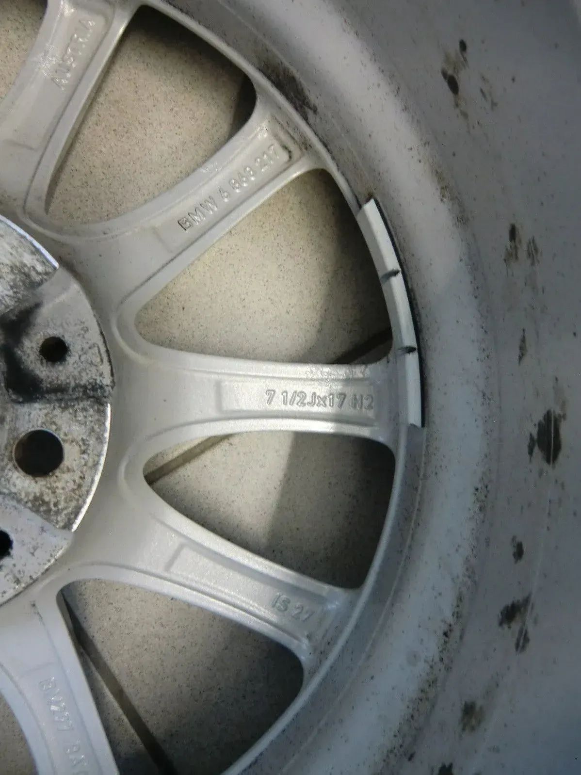 Jantes alliage d'origine BMW Série 5 G30 G31 Roues hiver Pneus hiver 225 55 R17 6mm Detailansicht 8