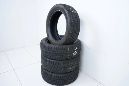4 x Winterreifen 205 55 17 Zoll Hankook  DOT20 ca.5-6 mm MO