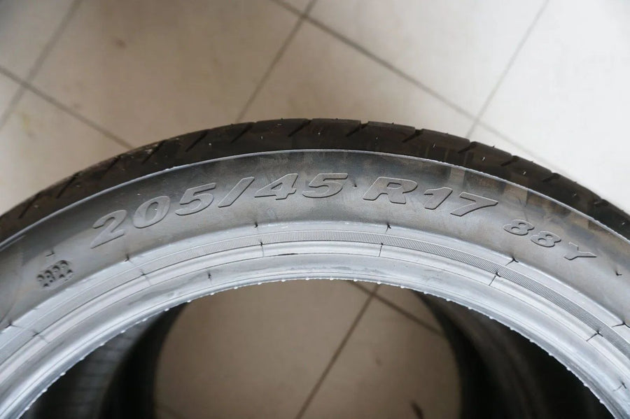 2 X 205 45 R17 88Y Summer Tires Pirelli P Zero PZero * 8mm 2022