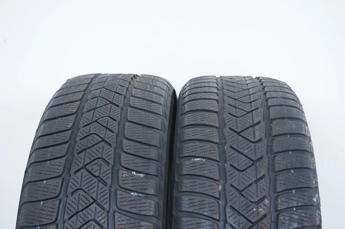 2 x Pneus d'hiver Pirelli 225 55 17 pouces DOT23 Bmw* env. 5mm Detailansicht 4