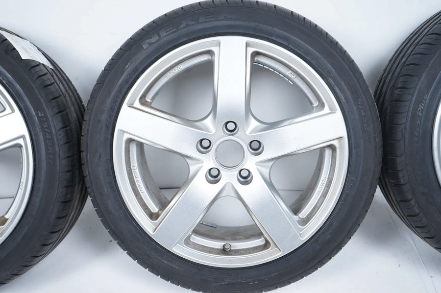 Ford C Max Mondeo Volvo V40 Pneus Hiver 215 45 17 Pouces 5x108