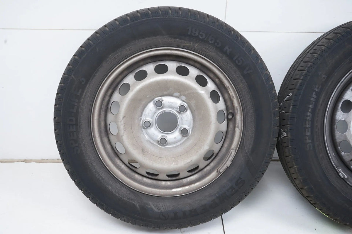 Volkswagen VW Caddy summer tires, summer wheels 195/65/15 inch Detailansicht 3