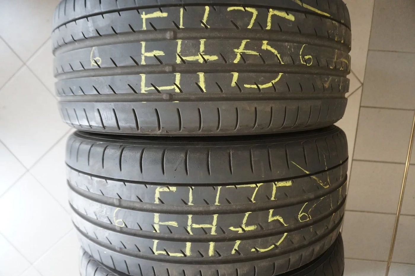 245 35 ZR20 R20 95W Sommerreifen Yokohama Advan Sport V105 6mm