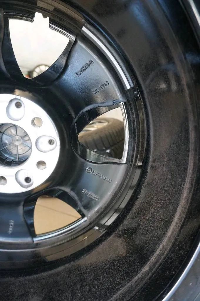 Cerchi in lega originali Mercedes Classe E W213 S213, pneumatici invernali 245 45 R18 pollici, 6 mm Visualizzazione dettagliata 4