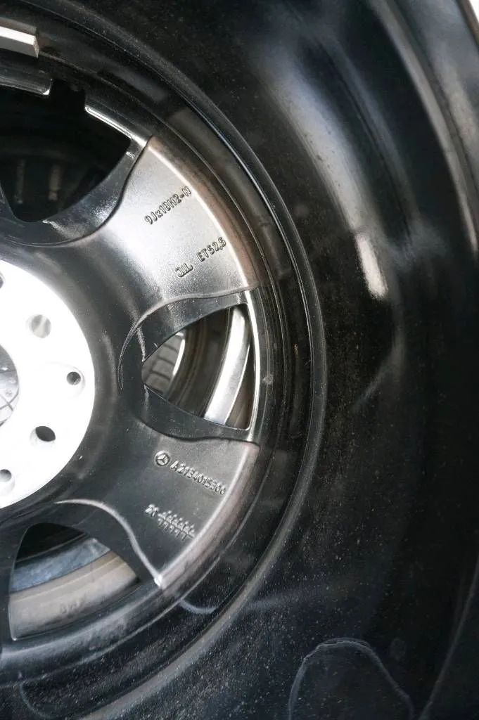 Mercedes Classe E W213 S213 Hybride E300de 300e Jantes alu Roues complètes hiver Pneus hiver