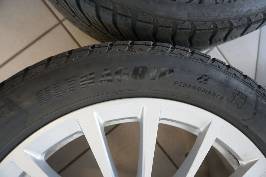 Jantes alliage d'origine BMW Série 5 G30 G31 Roues hiver Pneus hiver 245 45 R18 pouces 7mm