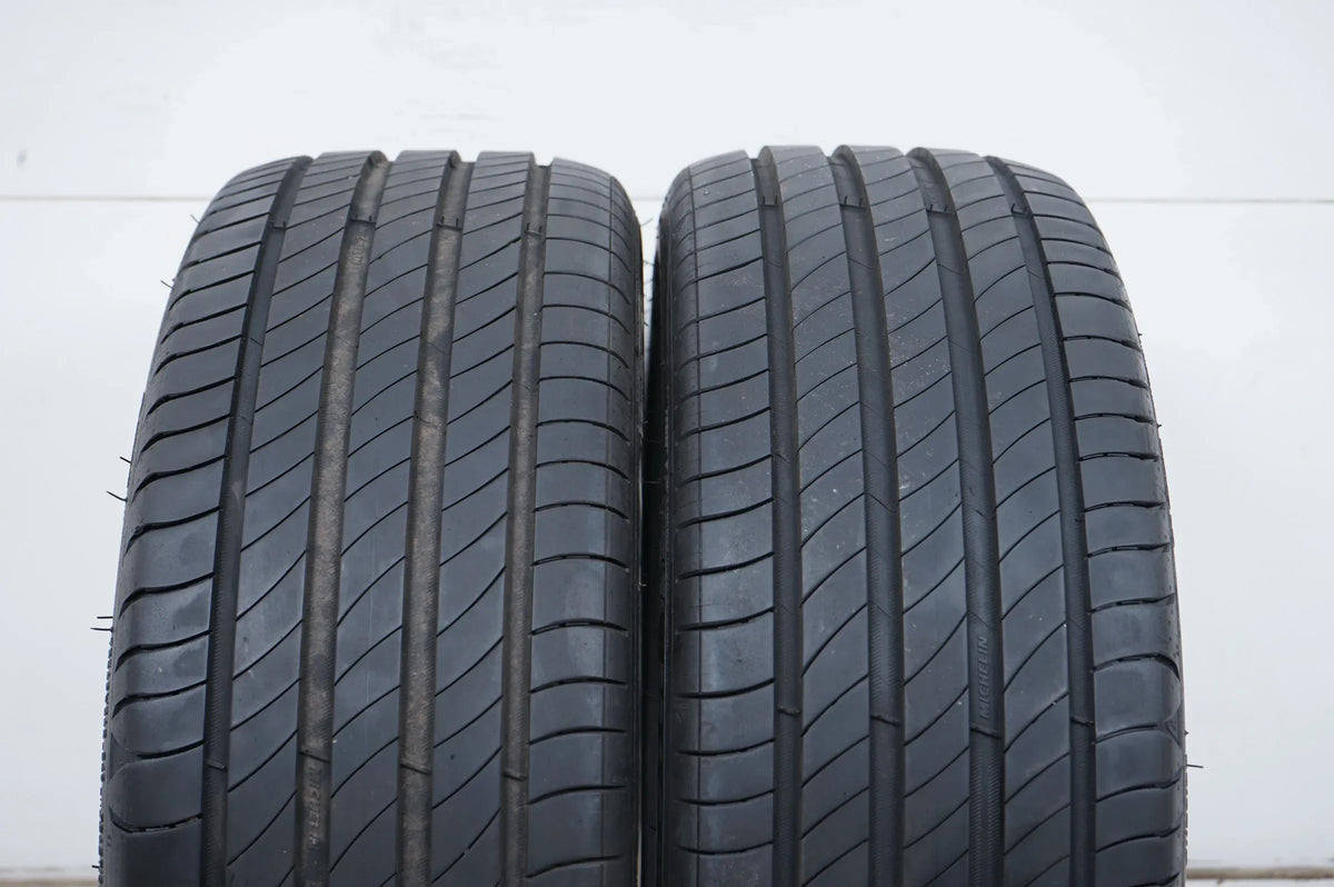 2 x Pneus été Michelin 205 45 17 pouces DOT21 environ 6mm Vue détaillée 4