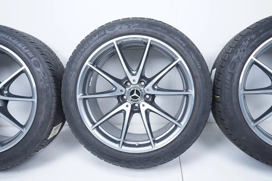 Mercedes E63 AMG W213 Winterreifen Winterräder 265 40 19 Zoll