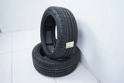 2 x Summer tires 255 45 19 inch Pirelli DOT22 approx. 7 mm MO