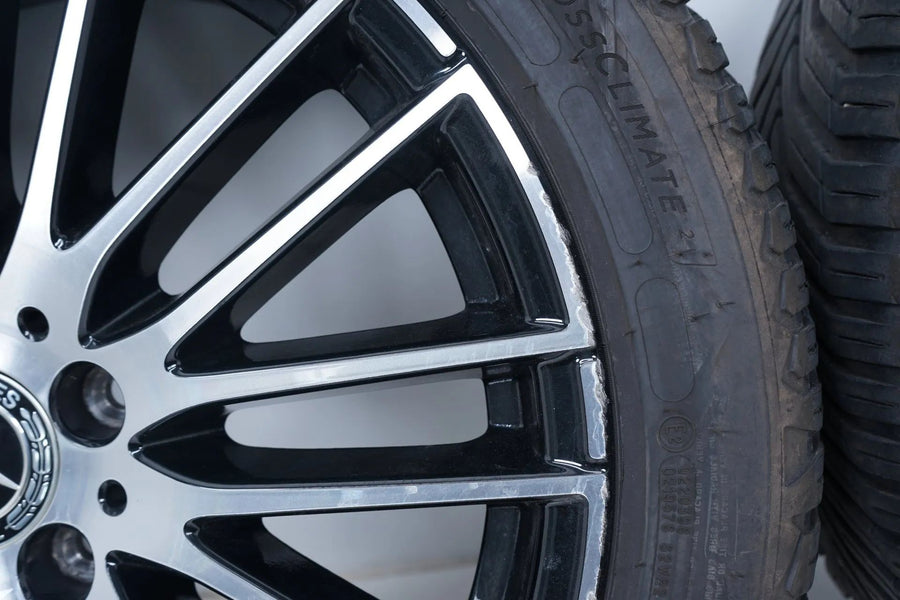 Mercedes třída C W206 celoroční pneumatiky zimní kola 225 45 18 palců