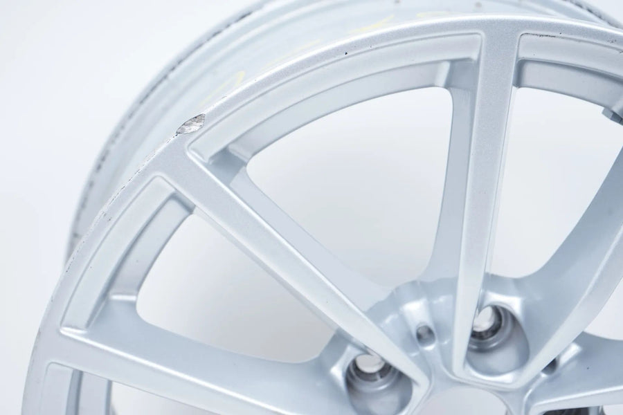 1 x originální hliníkový disk BMW řady 3 G20 G21 17 palců 778 6883520