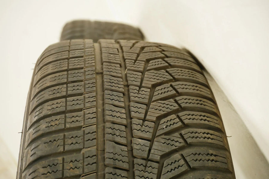 Mercedes Classe A B W177 B247 Jantes et pneus hiver 17 pouces