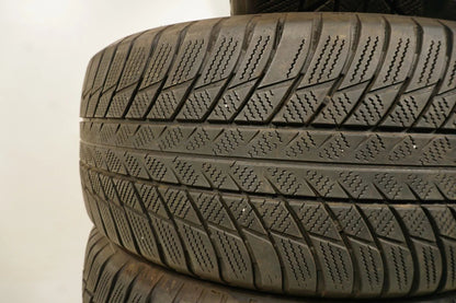 4 pneus hiver Bridgestone 245/50 R19 pouces DOT18 BMW*, profondeur de sculpture d'environ 5 mm, RFT