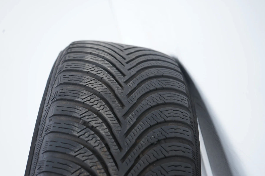 Pneus hiver et jantes hiver 16 pouces pour Mercedes Classe AB W177 B247