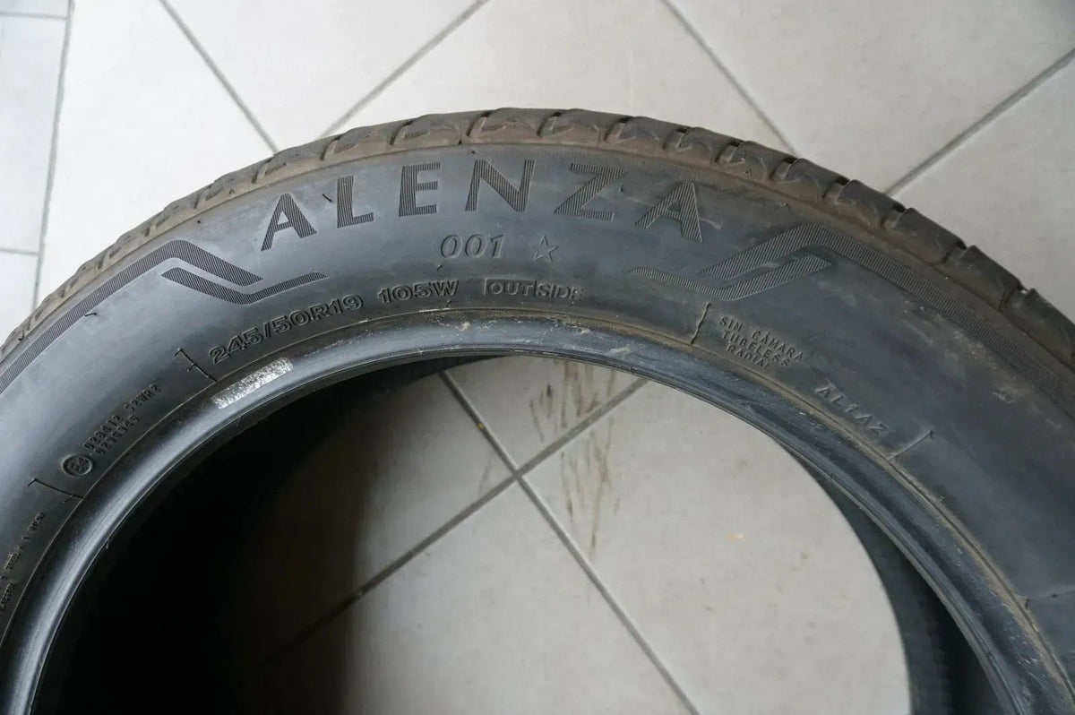 1 X 245 50 R19 105W Pneu été Bridgestone Alenza 001 * 6mm Vue détaillée 3