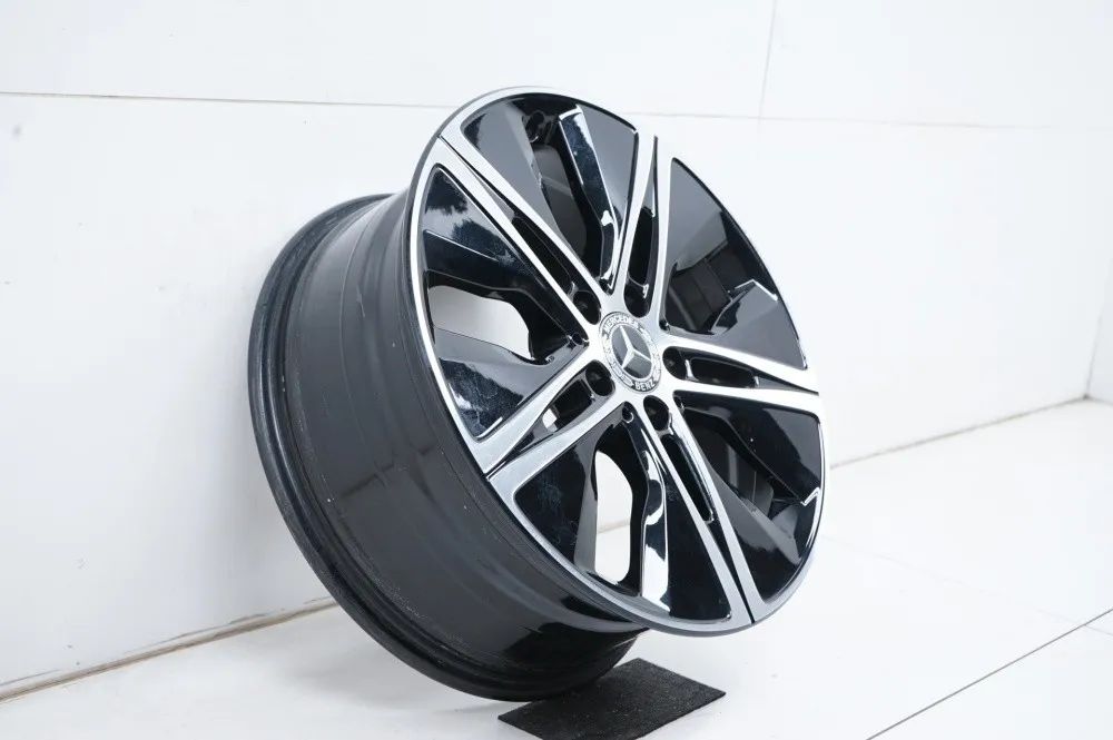 1 x Mercedes A B W177 W247 W118 lichtmetalen velg 18 inch A1774010500 7,5J Detailweergave 3