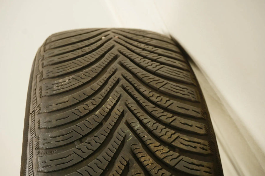 Pneus hiver et jantes hiver 16 pouces pour Mercedes Classe AB W177 B247