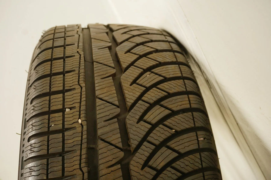 Mercedes GLA Class X156 winter tires/wheels 235/45/19 inch