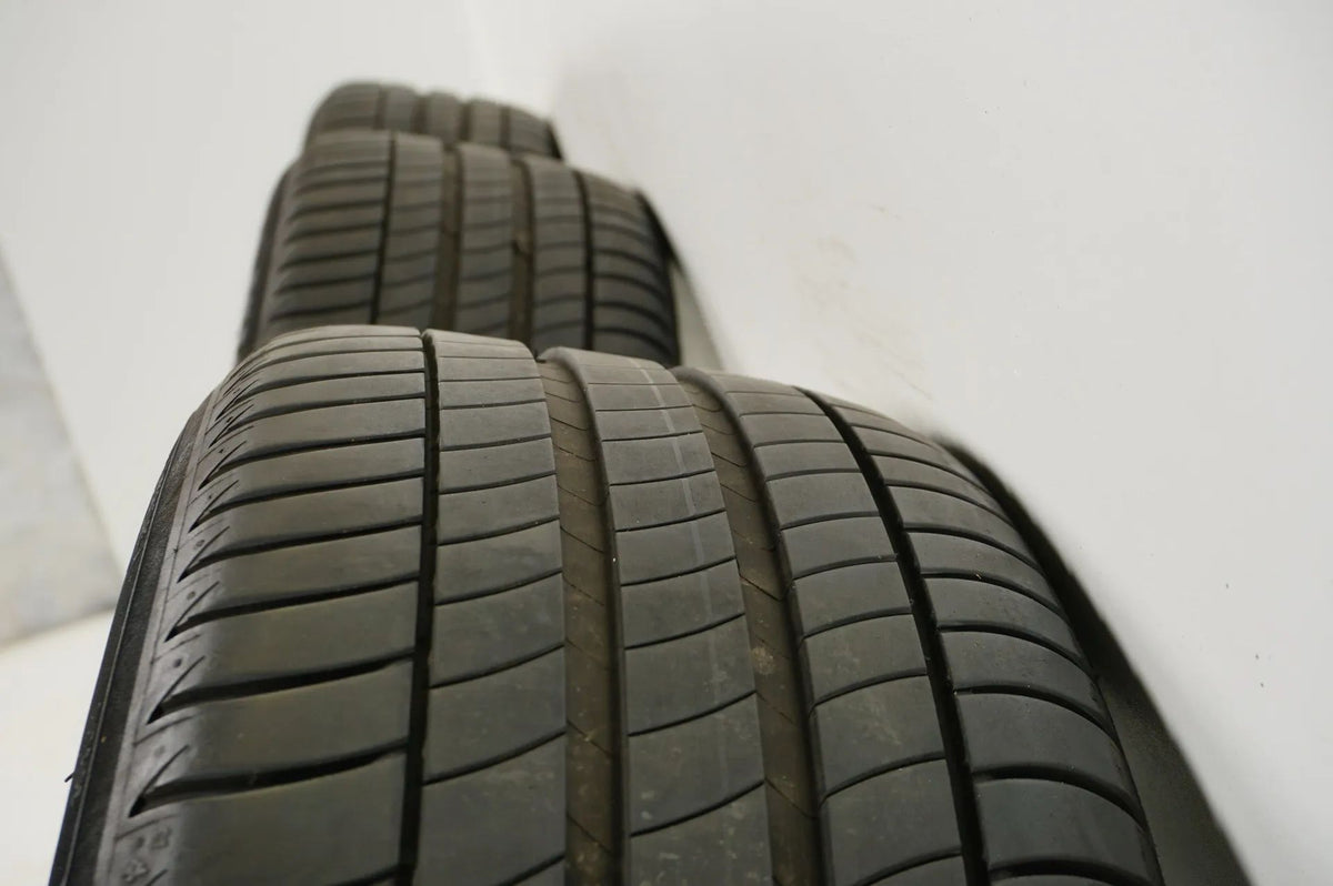 BMW 5 Series G30 G31 Summer Wheels Summer Tires 225 55 17 inch Detailansicht 10