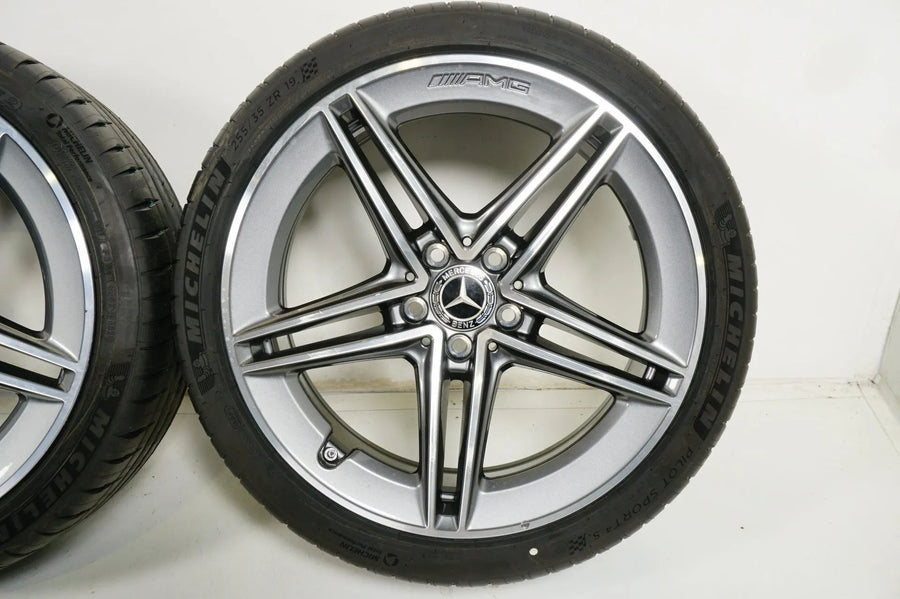 Mercedes CLA45 W118 C118 summer wheels summer tires 255 35 19 inch