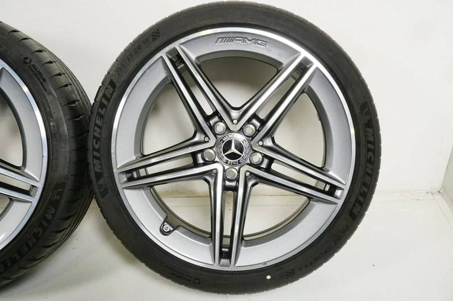 Mercedes CLA45 W118 C118 Winterräder mit neuen Winterreifen 255 35 19 Zoll