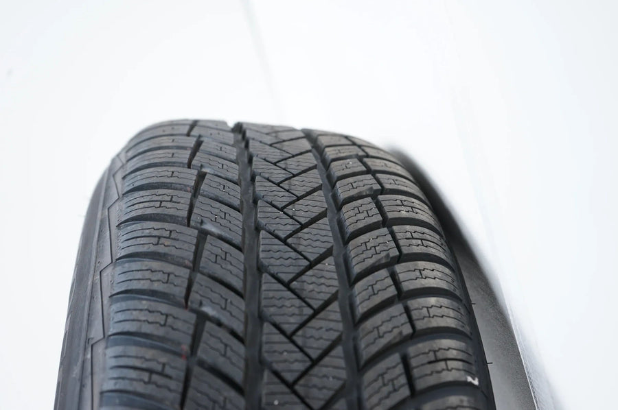 WieNeu Bmw X1 X2 U10 U11 Winterräder Winterreifen 205 65 17 Zoll  6898299
