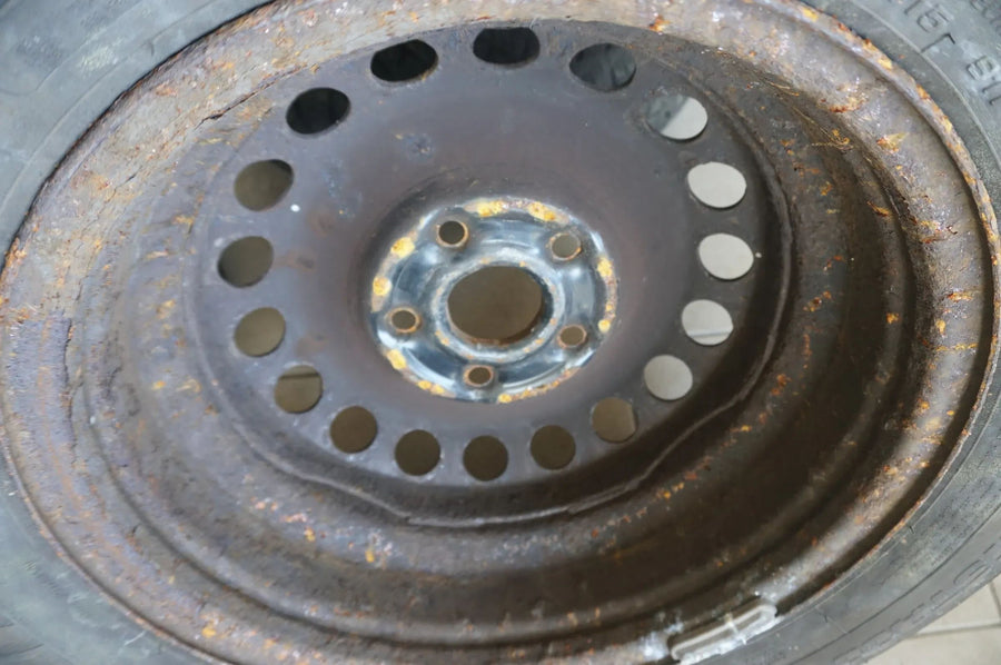 Original VW Golf 5 6 V VI Felgen Winterräder Winterreifen 195 65 R15 2016 7mm