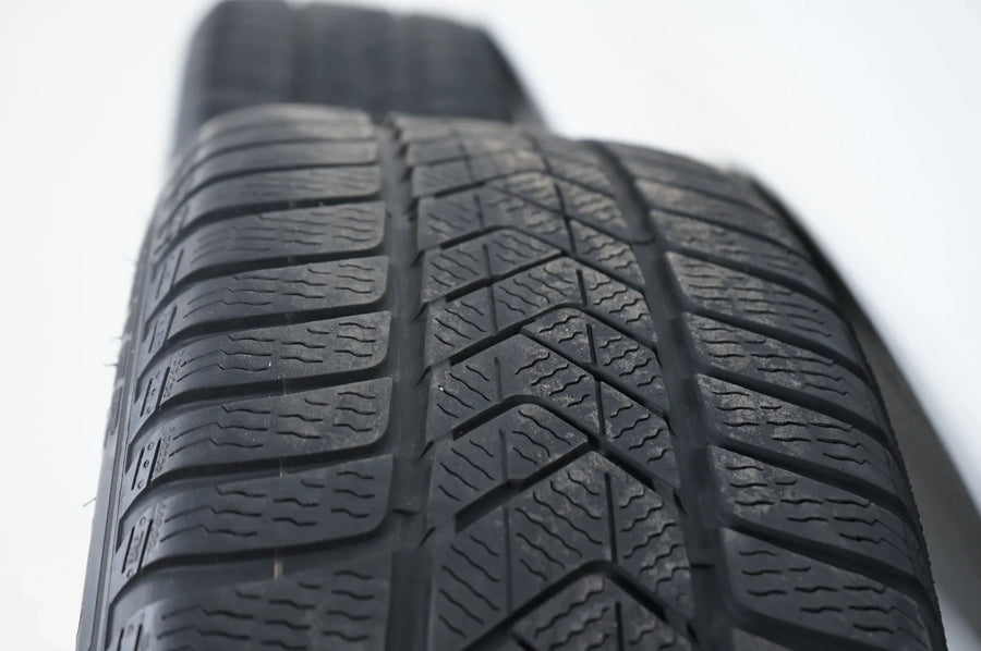 Zimní pneumatiky a kola BMW řady 3 G20 G21, alu kola 18 palců 6883522