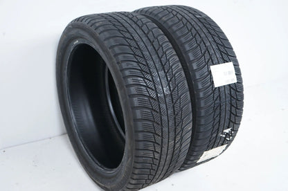 2 x Winterreifen Bridgestone LM 001 225 45 18 Zoll DOT23 ca.6 mm