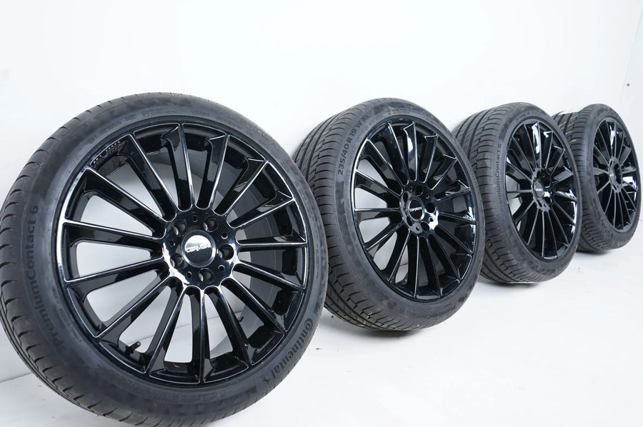 VW Touran Skoda Superb Sommerräder Sommerreifen 235 40 19 Zoll