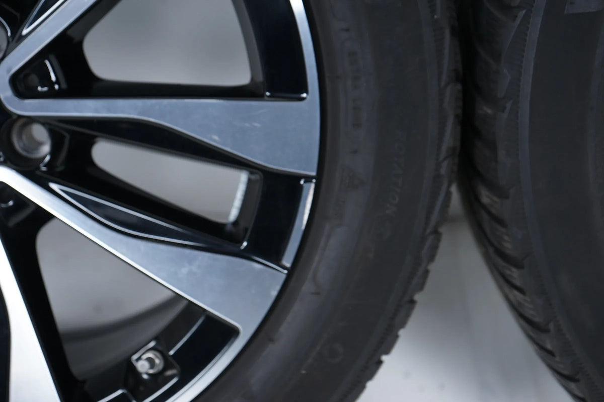Mercedes C Klasse W206 Hybrid Winterräder Winterreifen 17 Zoll Detailansicht 7