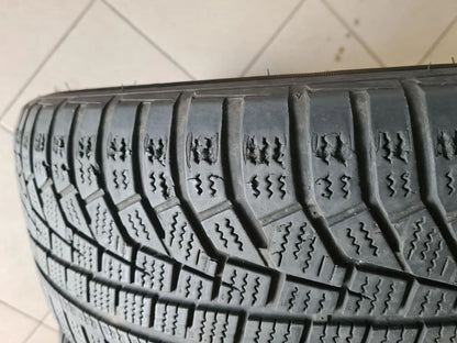 Original Mercedes A-Klasse W177 B-Klasse CLA Alufelgen Sommerreifen 205 55 R17
