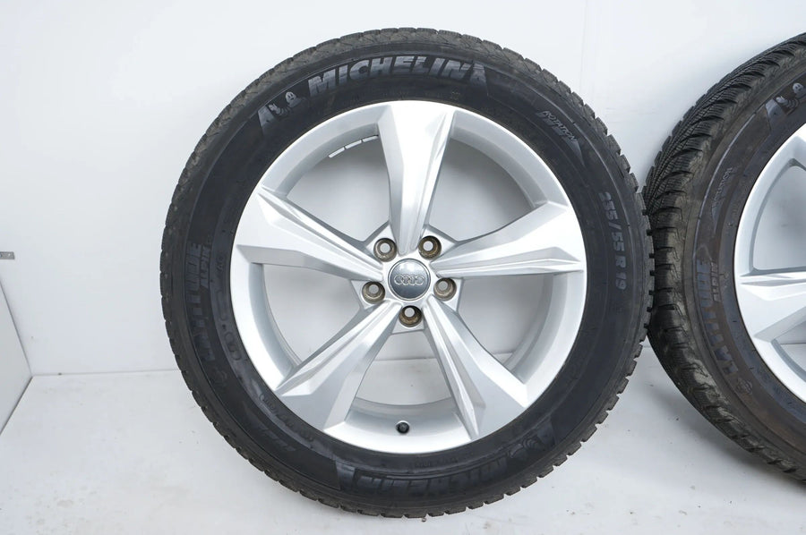Audi Q5 SQ5 FY 8OA Winterreifen Winterräder 235 55 19 Zoll 7mm 80A601025K