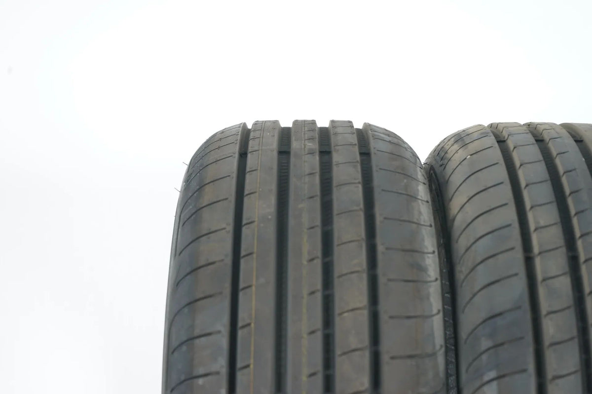 2 pneus été de démonstration Goodyear 225/45/19 pouces DOT23 BMW* Detailansicht 4