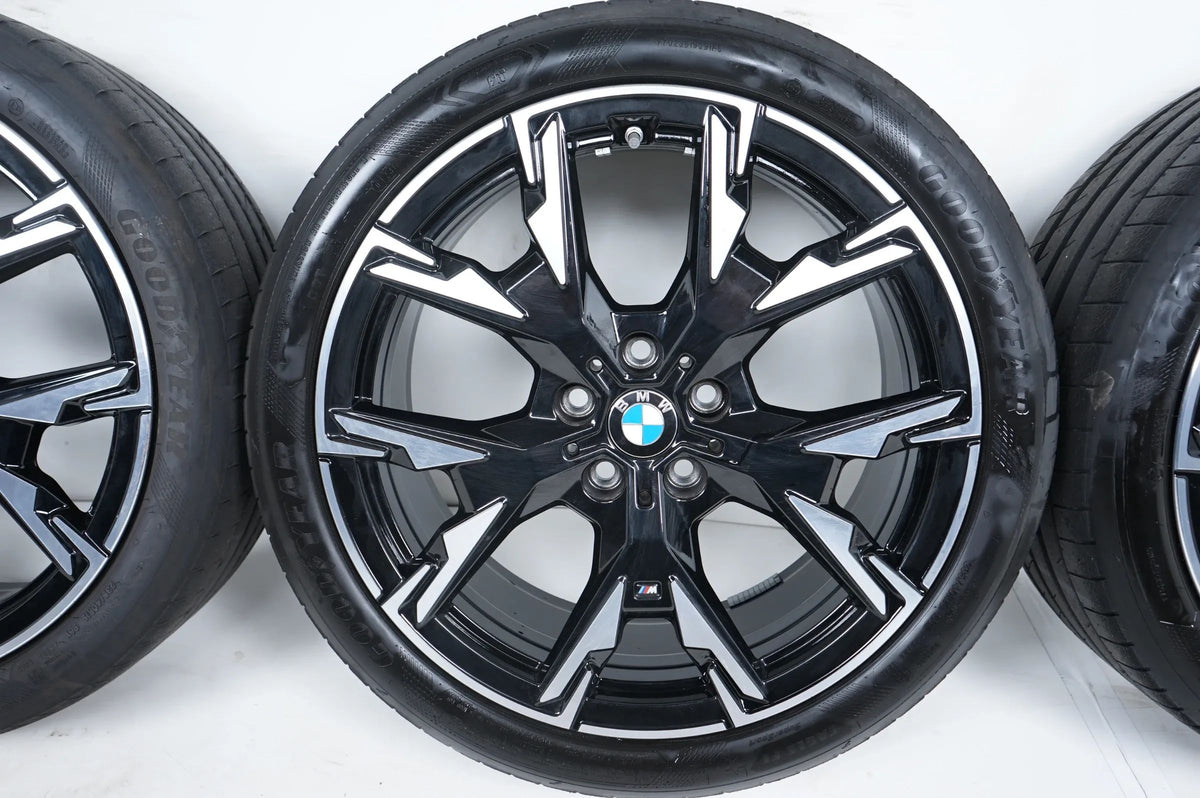 BMW Série 1 Série 2 F70 F74 roues été pneus été 235 40 19 pouces 976M 5A45267 Vue détaillée 5