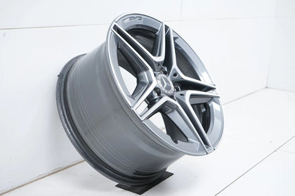 1 x Mercedes E Klasse W213 AMG Alufelge 18 Zoll A2134016400 9J ET49