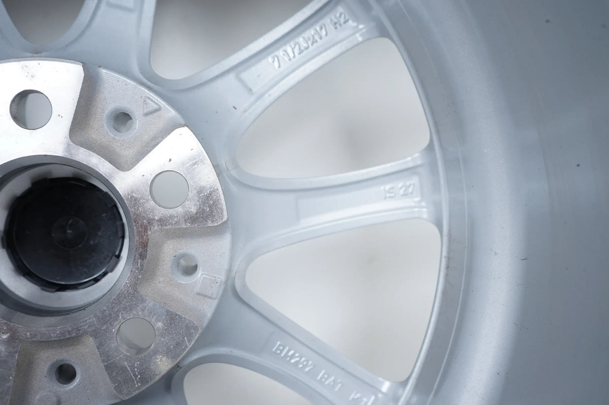 NY BMW 5-serie G30 G31 vinterdæk vinterhjul 225 55 17 tommer DOT23 Detaljevisning 12