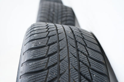 Wie Neu Audi Q2 81A Winterräder Winterreifen 215 55 17 Zoll 8mm 81A601025C