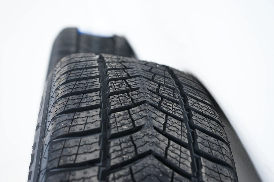 Mercedes třídy A B W177 zimní kola NOVÁ zimní pneumatiky 16 palců A1774011100
