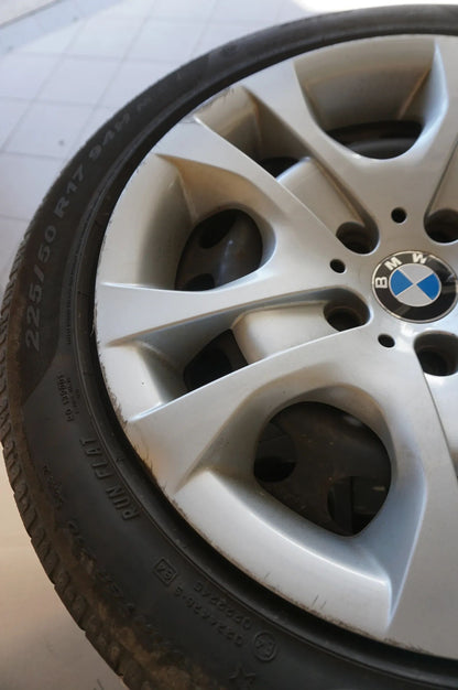 Original BMW X1 E84 jantes acier roues hiver pneus hiver 225 50 R17 94H 2015 5mm