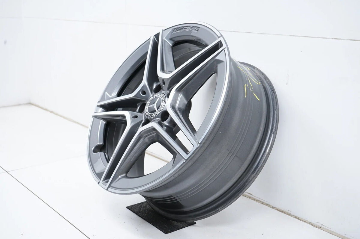 1 x Mercedes A35 AMG W177 hliníkový disk 18 palců A1774013800 7,5J ET33,5 Detailní zobrazení 5