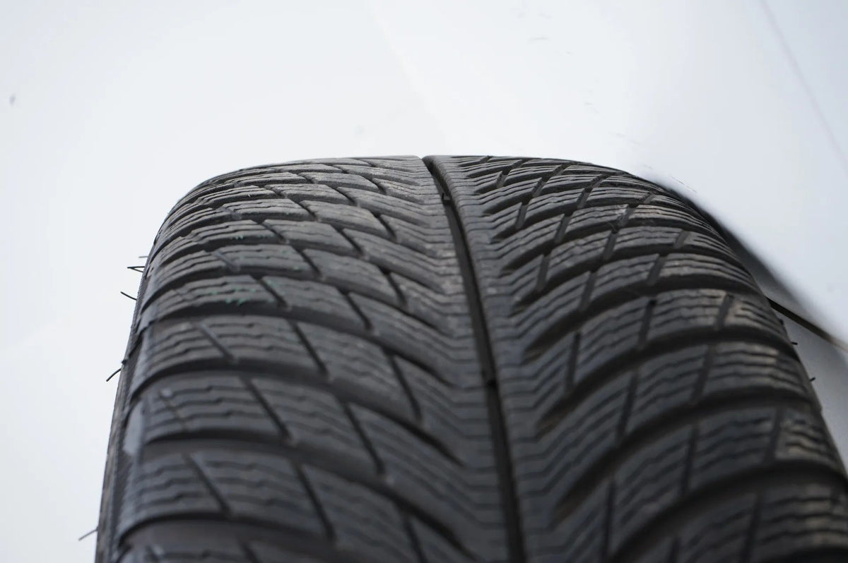 Roues et pneus hiver Mercedes CLA35 C118, dimensions 235/40/18 pouces Detailansicht 15