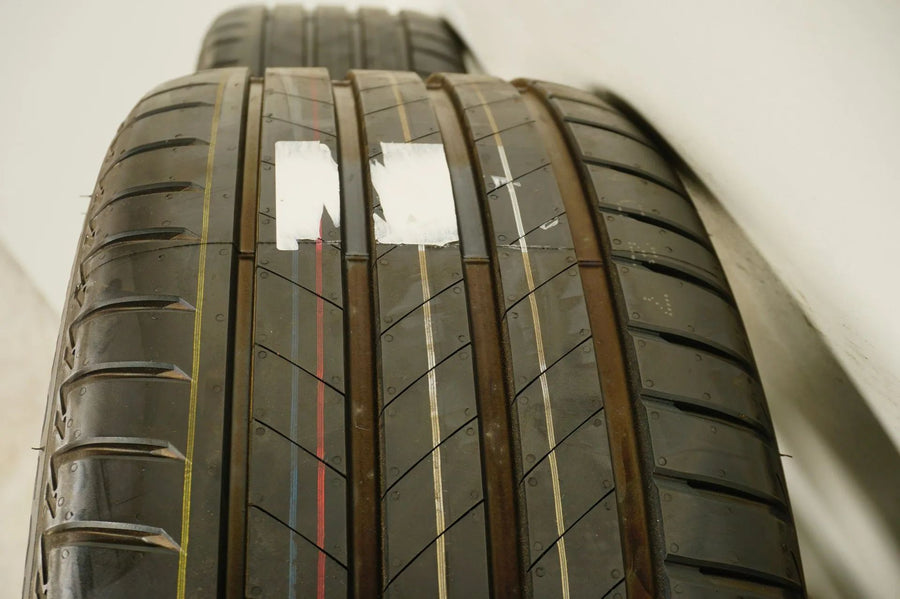 NEW Mercedes S-Class W223 Maybach Summer Wheels 255/45 R19 inch
