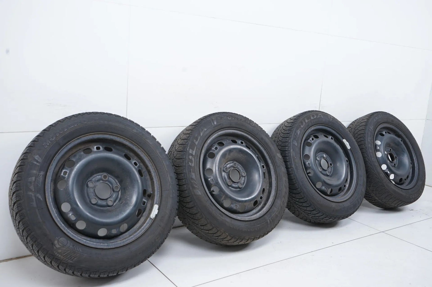 Unknown winter wheels/tires 185/60/15 inch 5 x hole 6J ET
