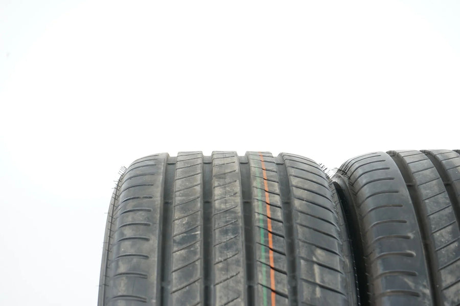 2 x Sommerreifen Bridgestone 305 40 R20 20 Zoll DOT23 ca.7mm Bmw*