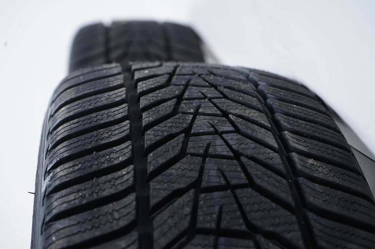 Mercedes C Class W206 NEW Winter Tires Winter Wheels 18 Inch Detail view 11