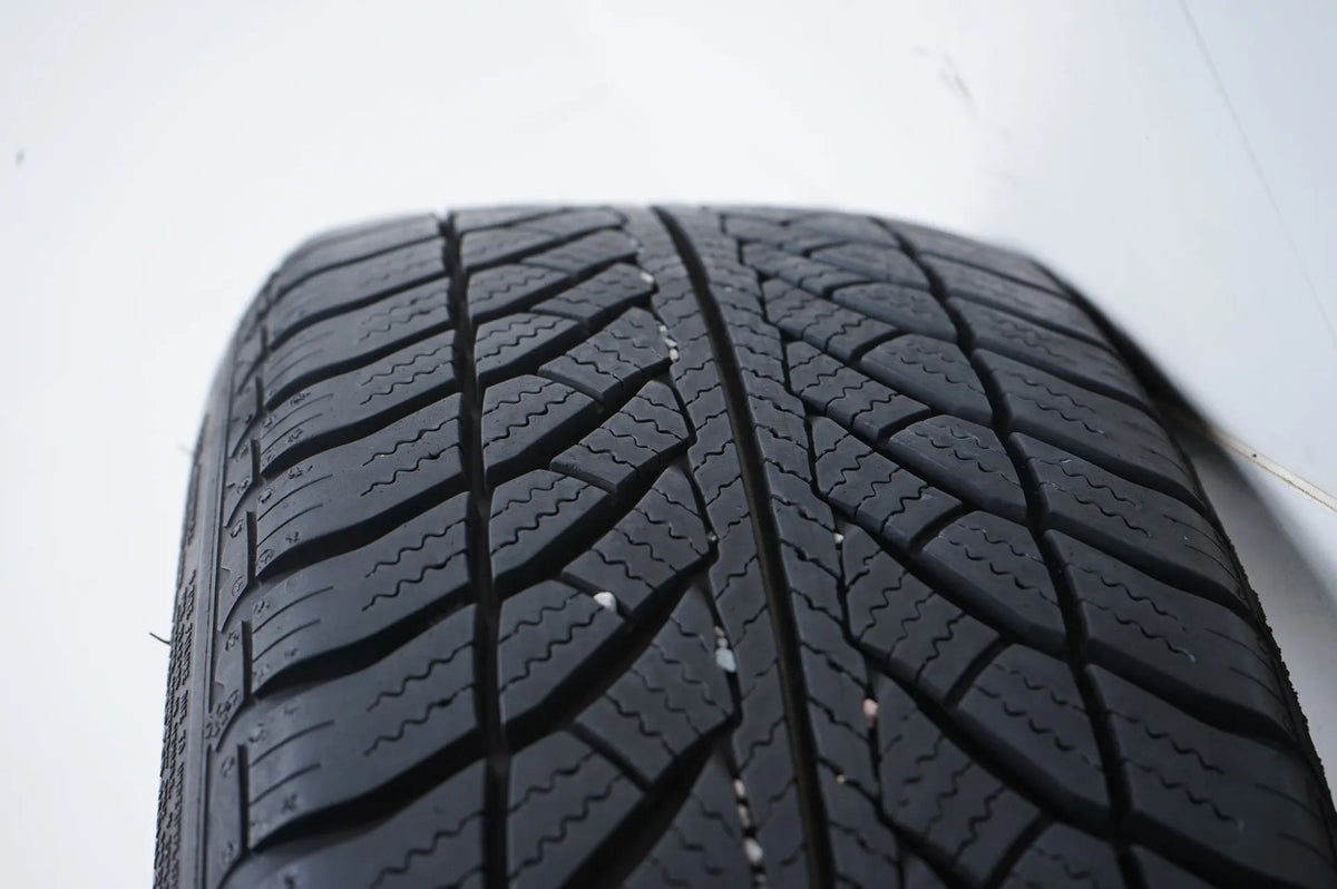 MINI MINI F55 F56 F57 Winter tires Winter wheels 195 55 16 inch Detailansicht 13