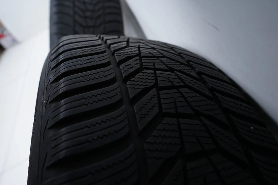 Pneus/roues d'hiver Hyundai Ioniq 235/55/19 pouces