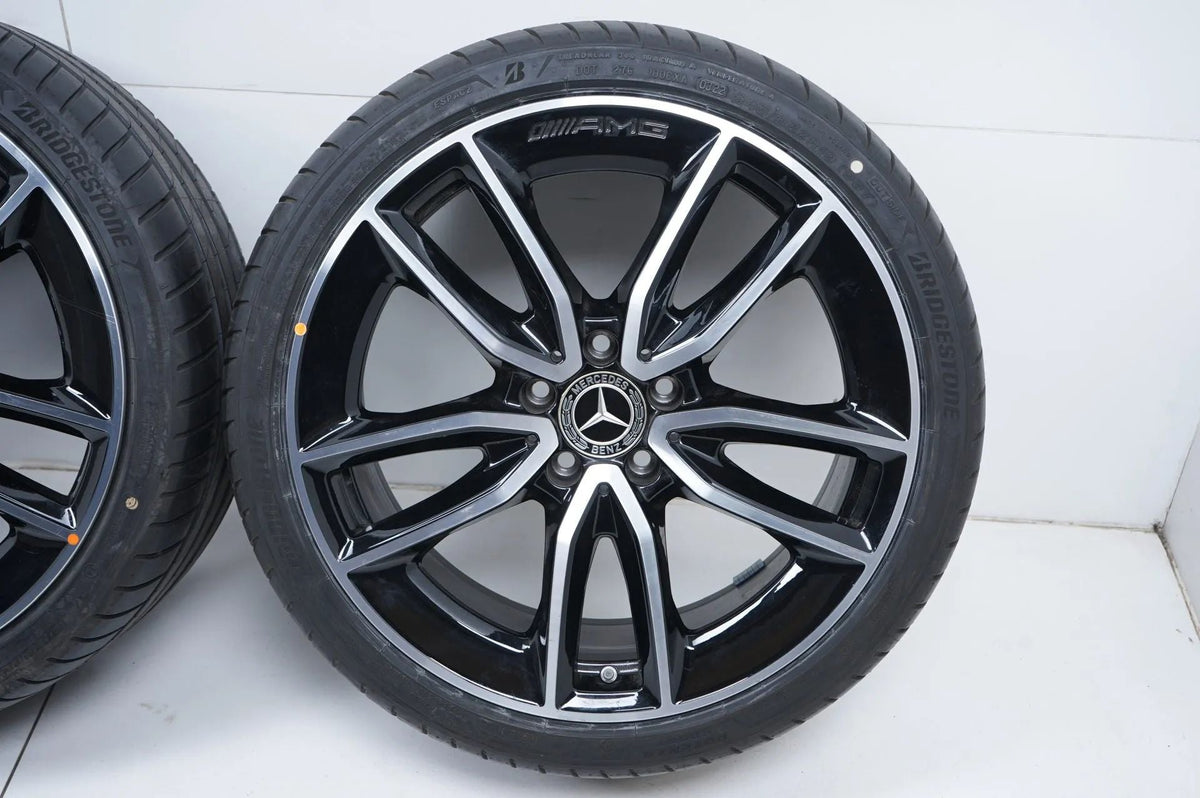 Mercedes CLA35 W118 C118 Winterräder mit neuen Winterreifen 245 35 19 Zoll