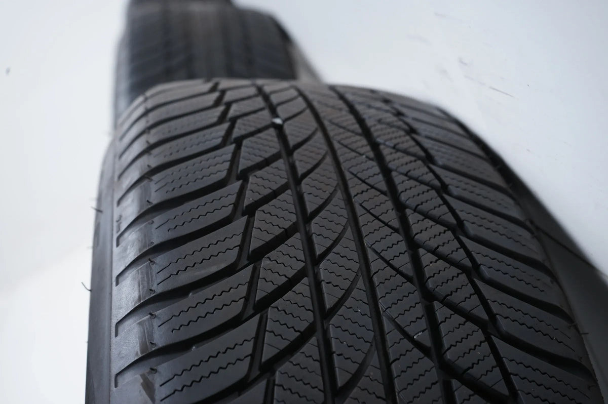 MINI Countryman F60 winter wheels, winter tires 205/65/16 inch Detailansicht 12